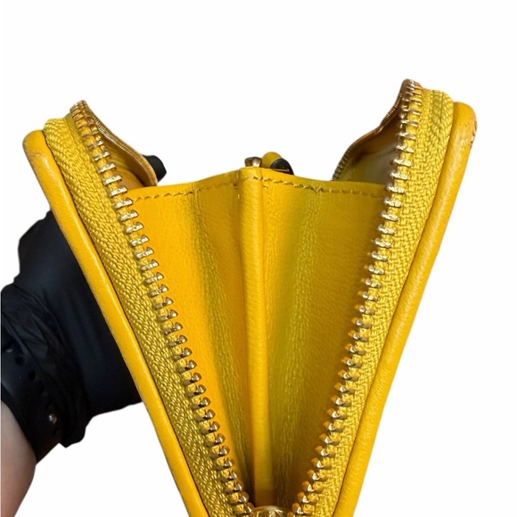 Tory Burch Fleming Zip Continental Wallet  (A715) - Picture 12 of 14